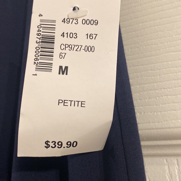 Navy blue skirt - Picture 2 of 4